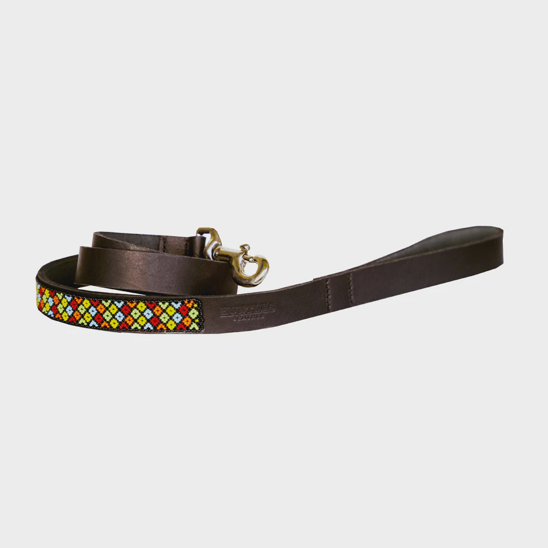 Beaded Dog Lead Daisy